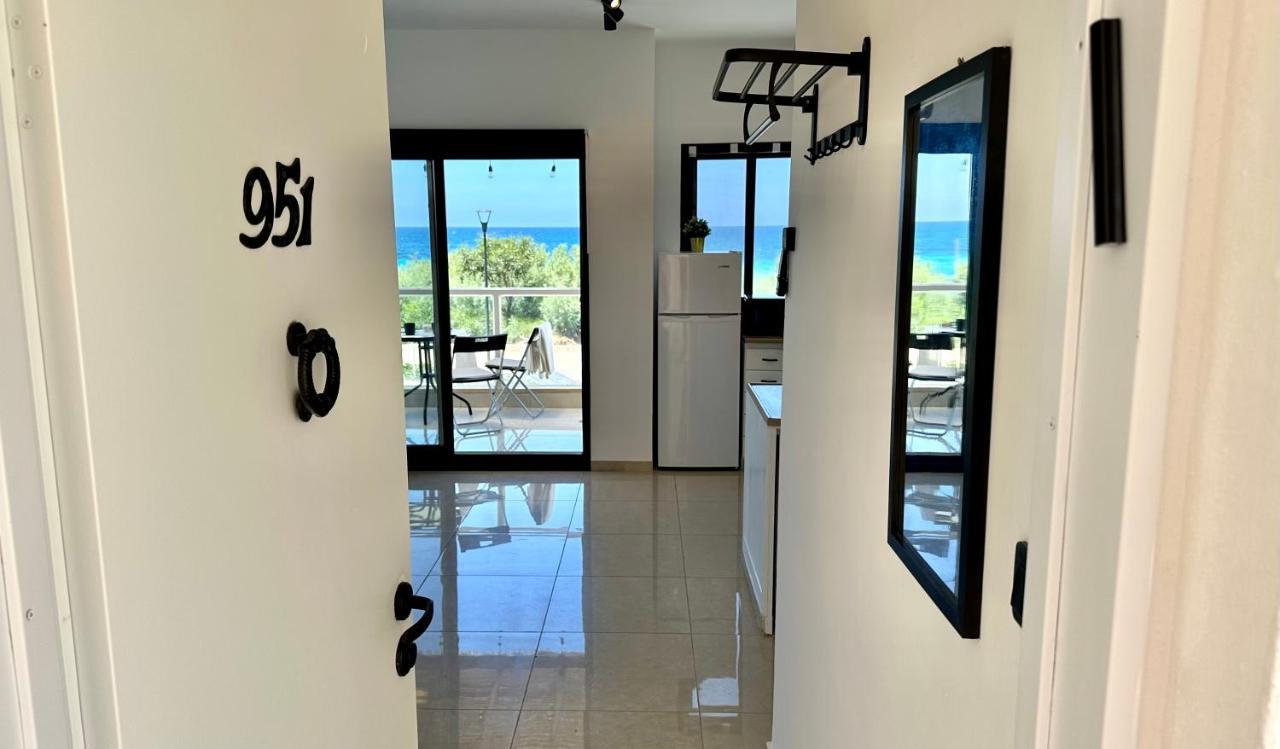 Gw951 Gugel Waves Amazing Seaview Apartments Naharija Exterior foto